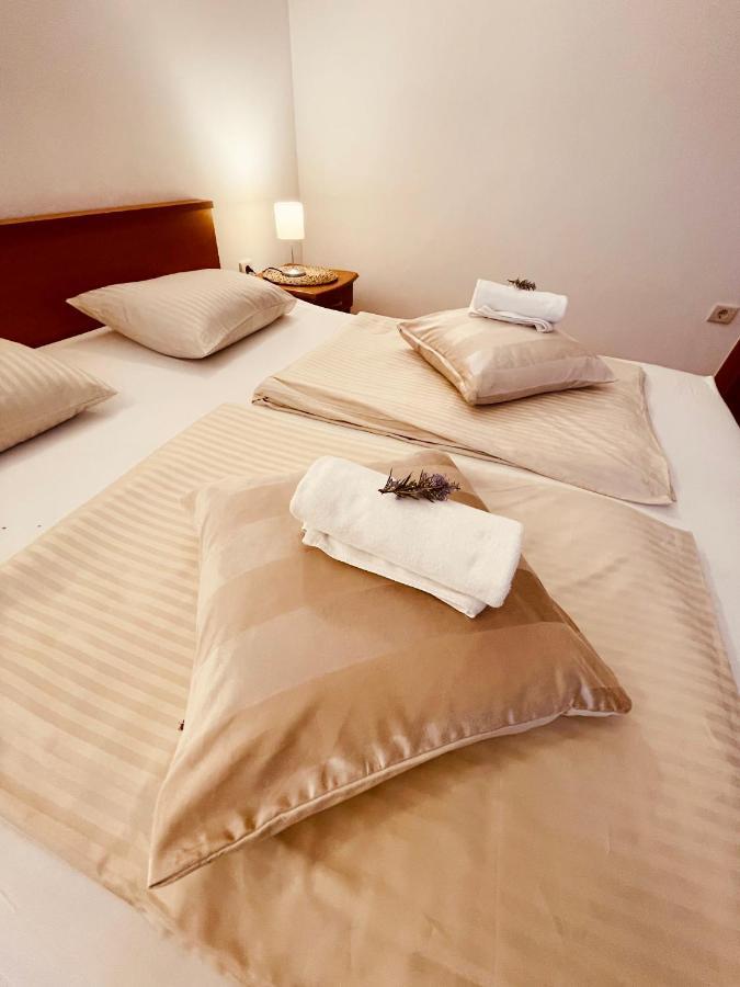 Stina Apartment Seget Vranjica